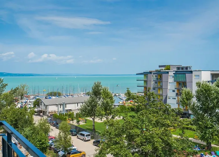 Cadet 505 - Panoramas Balaton-parti Daire Siofok